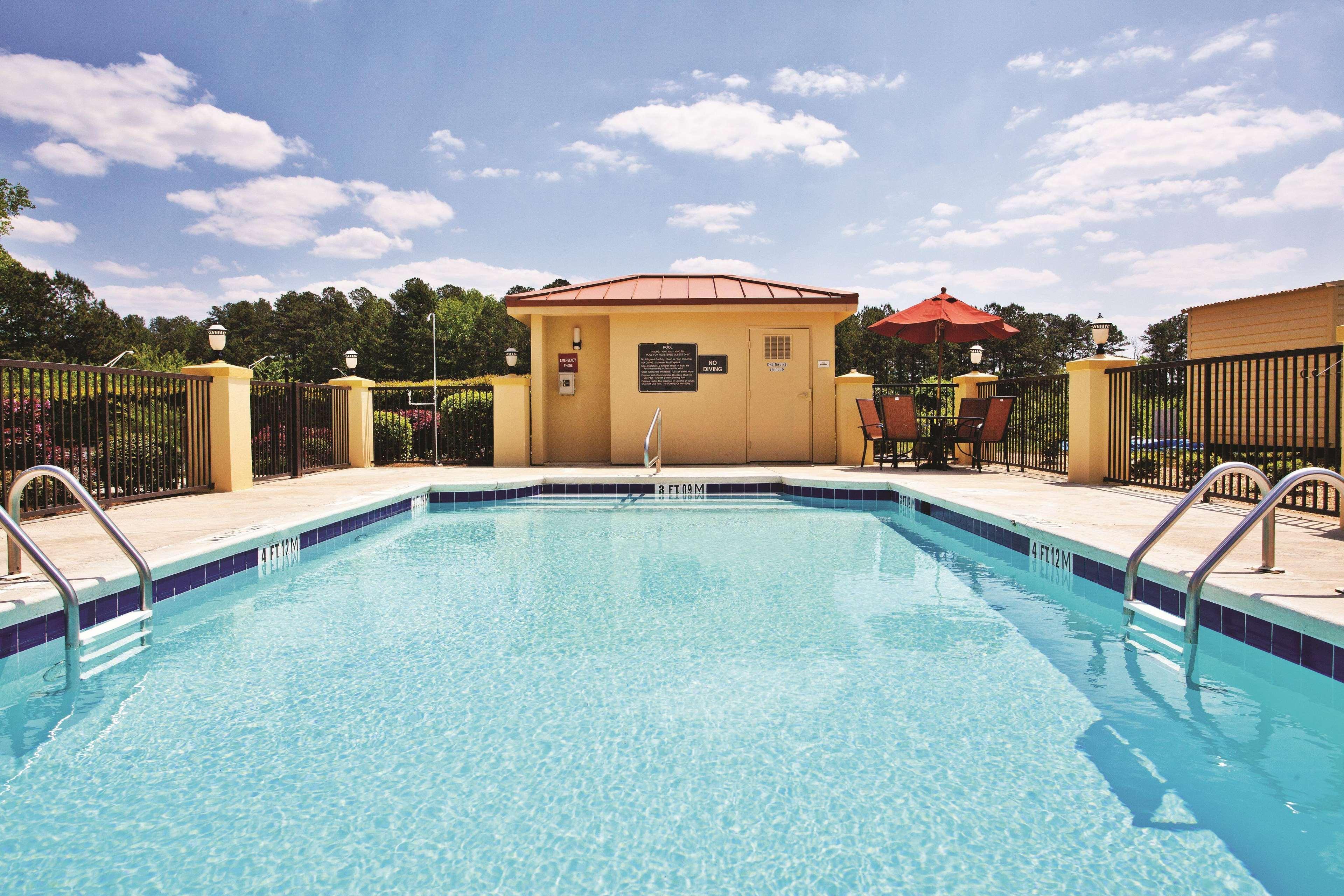 La Quinta By Wyndham Lagrange / I-85 Hotel Eksteriør billede