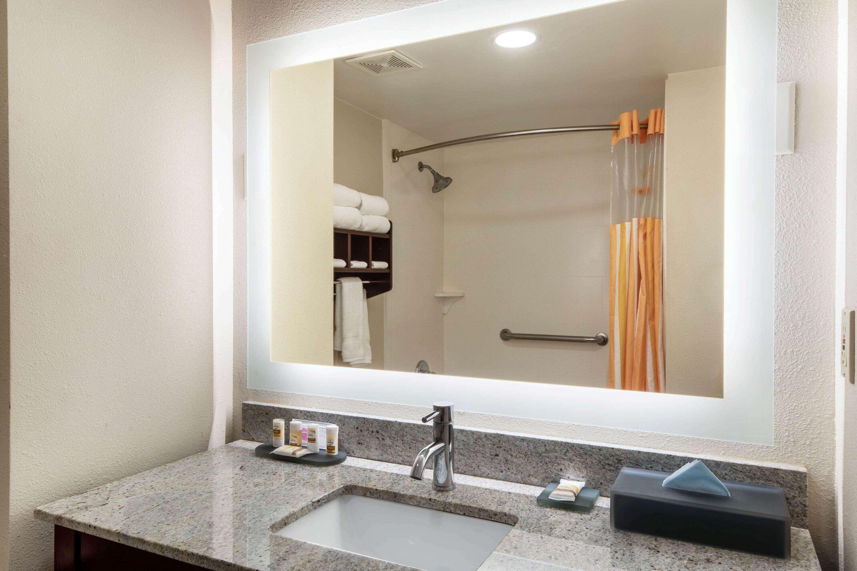 La Quinta By Wyndham Lagrange / I-85 Hotel Eksteriør billede